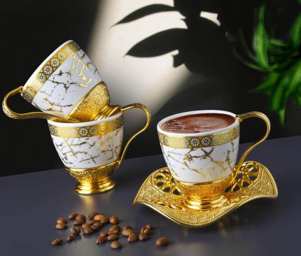 gold pattern,White-Gold Pattern Cups and Metal Holders and Saucers